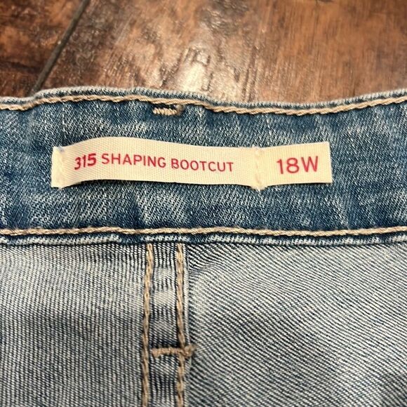 315 SHAPING BOOTCUT mid rise JEANS (PLUS SIZE)  size 18 W misses from 2015 NWT - Picture 6 of 13